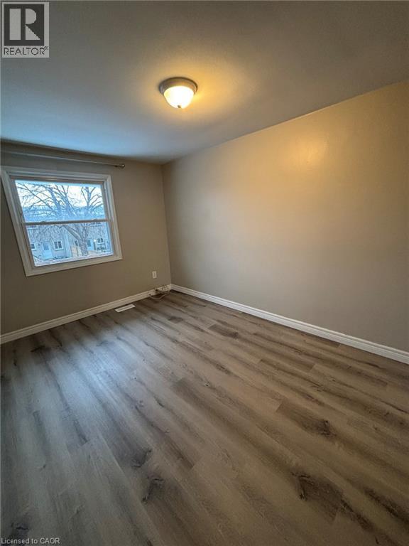 730 N Indian Road N, Sarnia, Ontario  N7T 7H1 - Photo 9 - 40867346