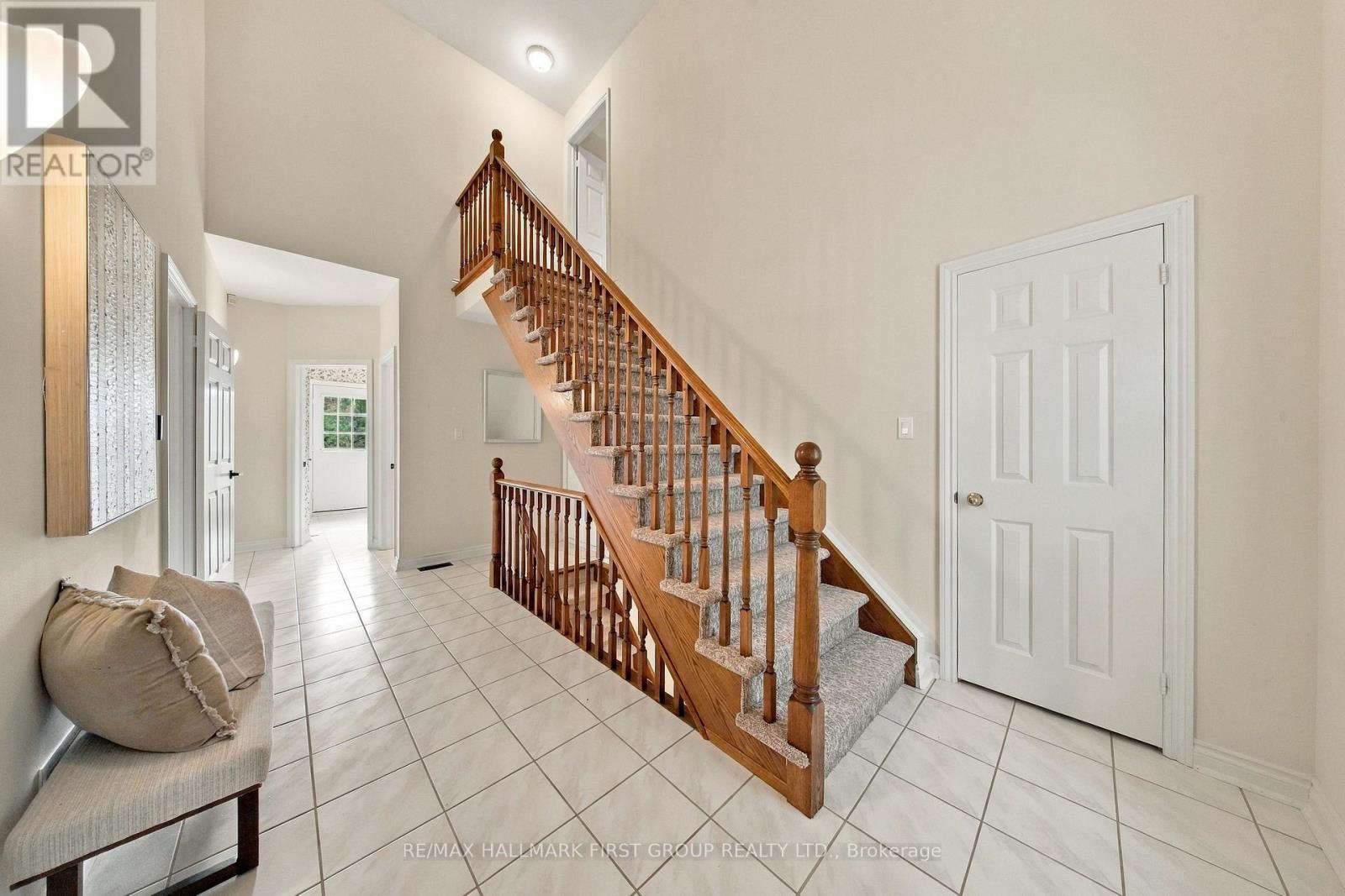 17 Buggey Lane, Ajax (Northeast Ajax), Ontario  L1Z 1X4 - Photo 19 - E13842388