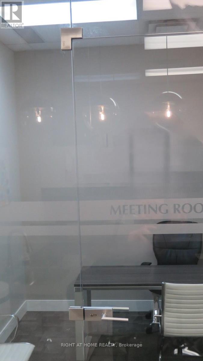 Unit # 18 - 1725 Kingston Road, Pickering (Village East), Ontario  L1V 4L9 - Photo 12 - E13842392