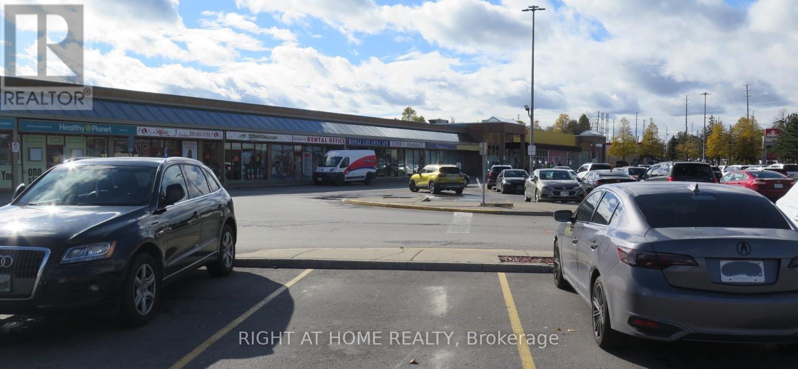 Unit # 18 - 1725 Kingston Road, Pickering (Village East), Ontario  L1V 4L9 - Photo 3 - E13842392