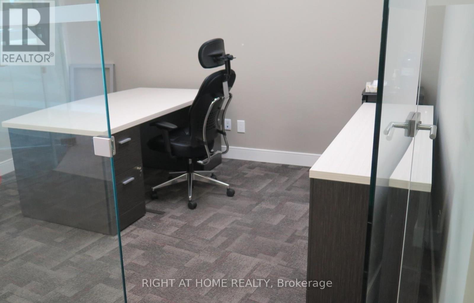 Unit # 18 - 1725 Kingston Road, Pickering (Village East), Ontario  L1V 4L9 - Photo 9 - E13842392