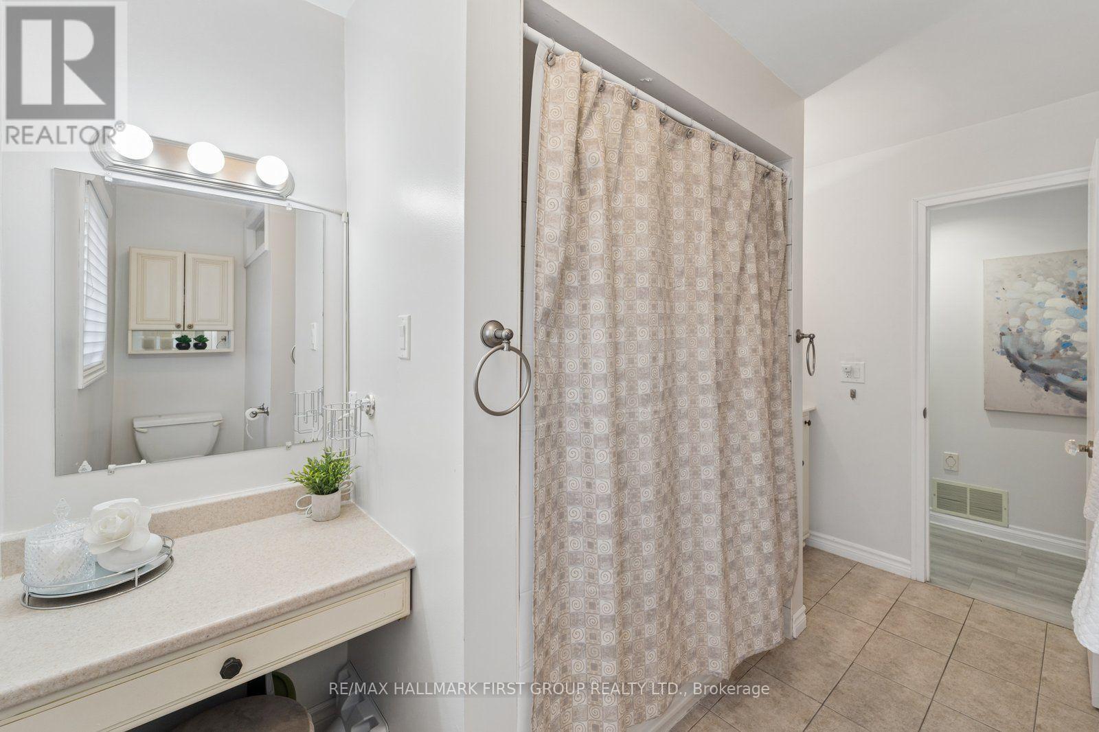 577 Creekview Circle, Pickering (West Shore), Ontario  L1W 2Z9 - Photo 24 - E13842454
