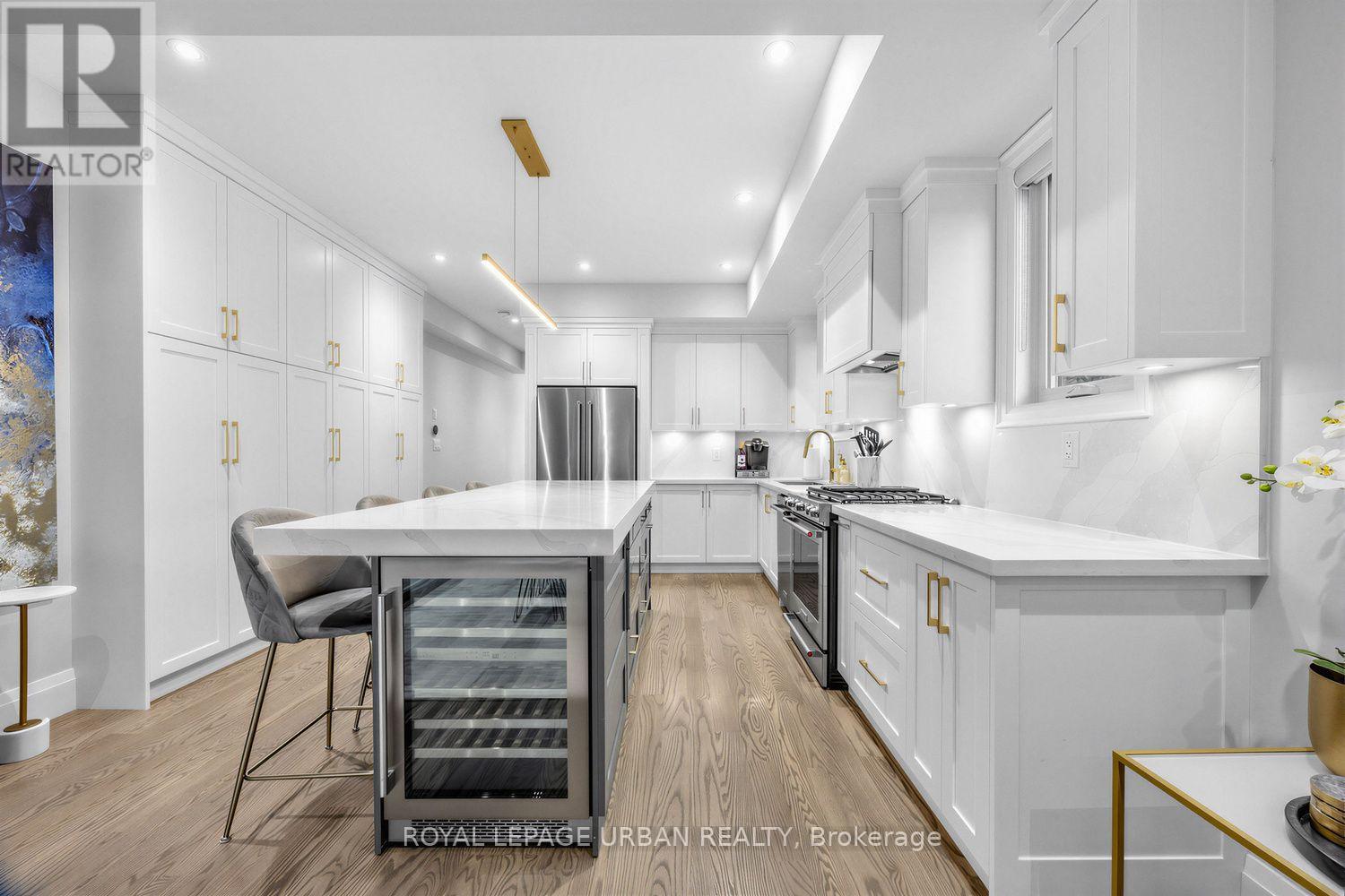 287 Glebemount Avenue, Toronto (Danforth Village-East York), Ontario  M4C 3T9 - Photo 9 - E13842488