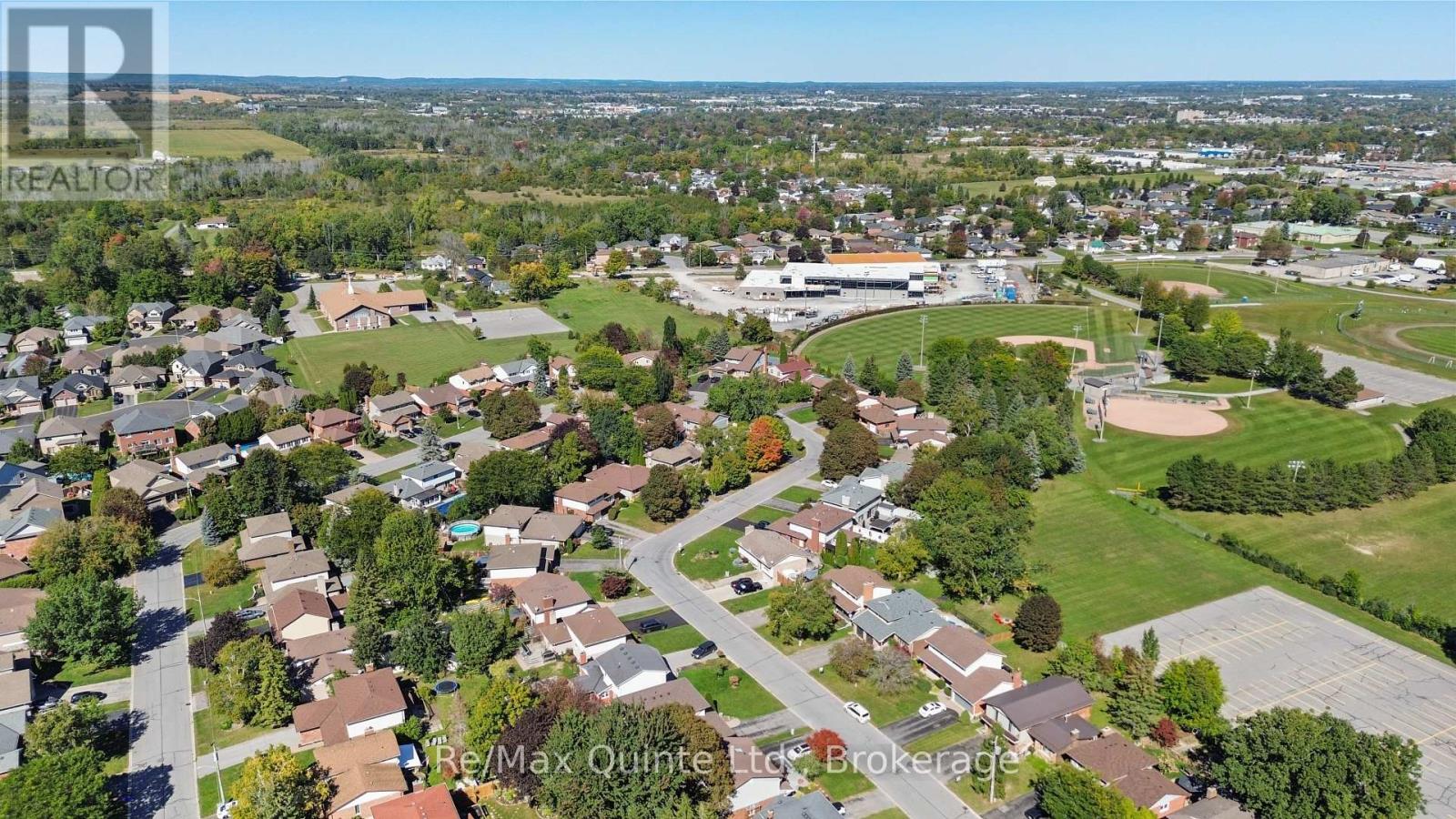 69 Kensington Crescent, Belleville (Belleville Ward), Ontario  K8P 4T4 - Photo 5 - X13842428