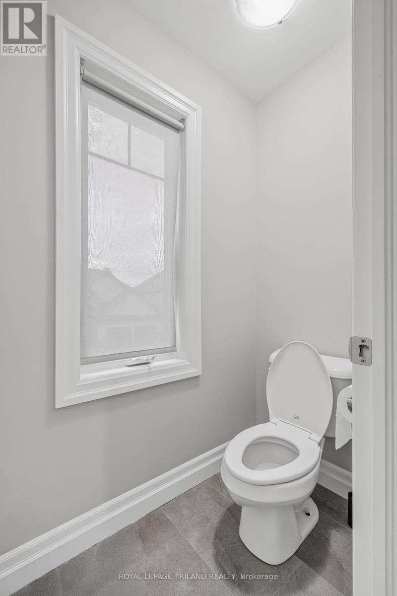 167 - 1061 Eagletrace Drive, London North (North R), Ontario  N6G 0T3 - Photo 19 - X13842476