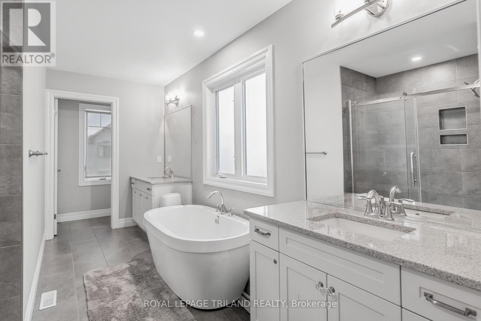 167 - 1061 Eagletrace Drive, London North (North R), Ontario  N6G 0T3 - Photo 23 - X13842476