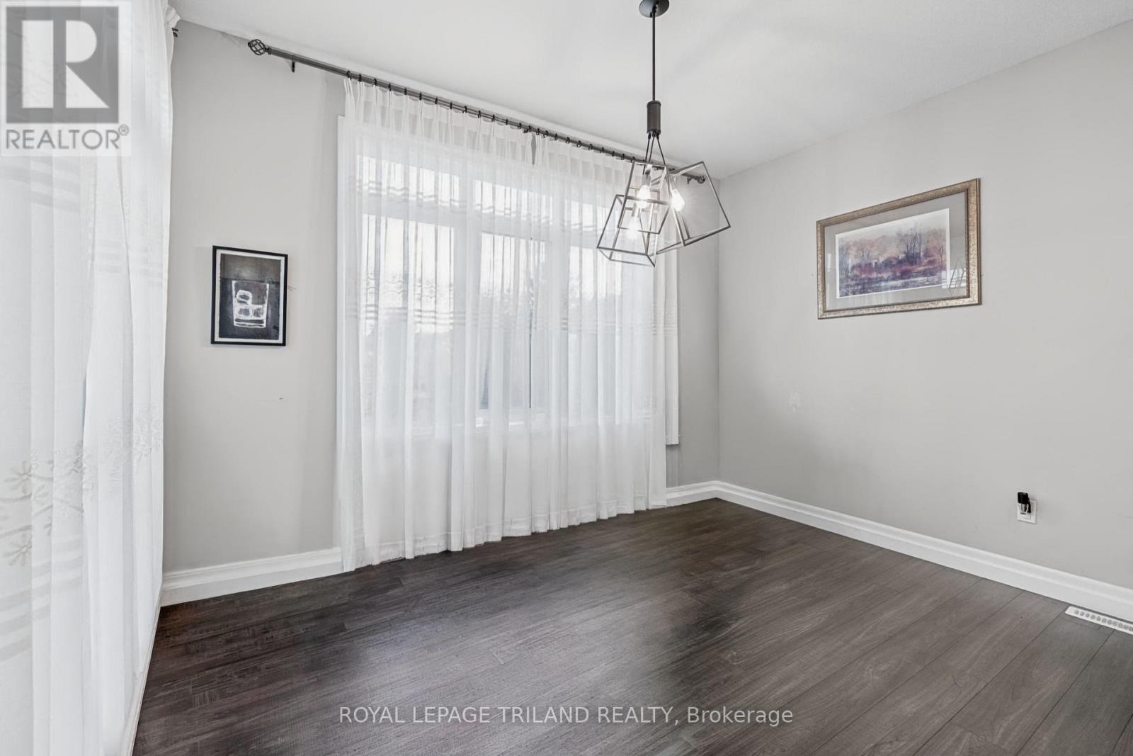 167 - 1061 Eagletrace Drive, London North (North R), Ontario  N6G 0T3 - Photo 9 - X13842476