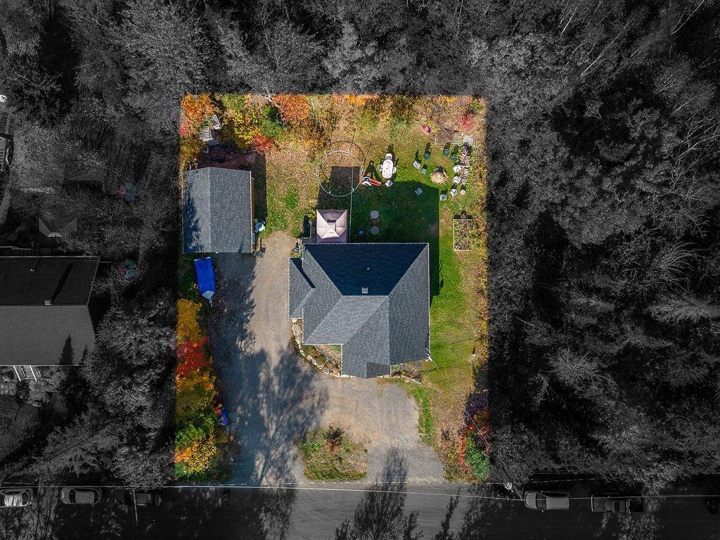 18-20 Ch. du Grand-Pic Saint-Donat Quebec Canada J0T2C0 5