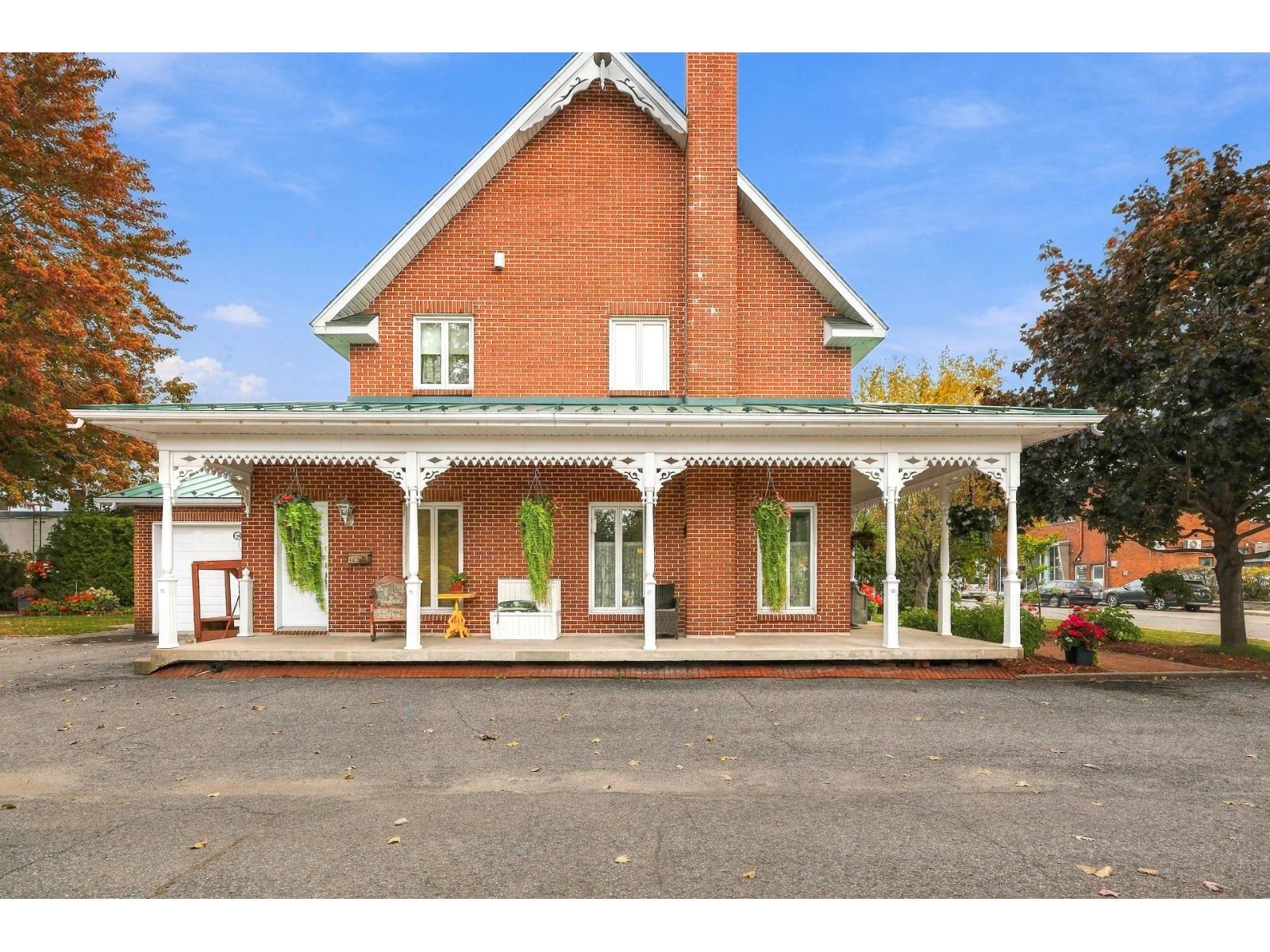 465 Rue St-Henri La Prairie Quebec Canada J5R2S7 2
