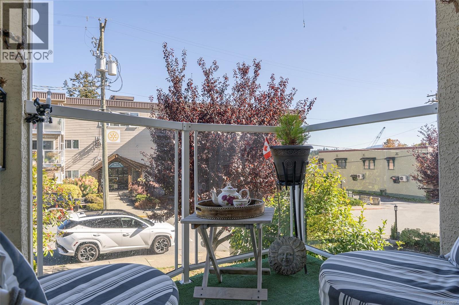 201 9876 Esplanade St