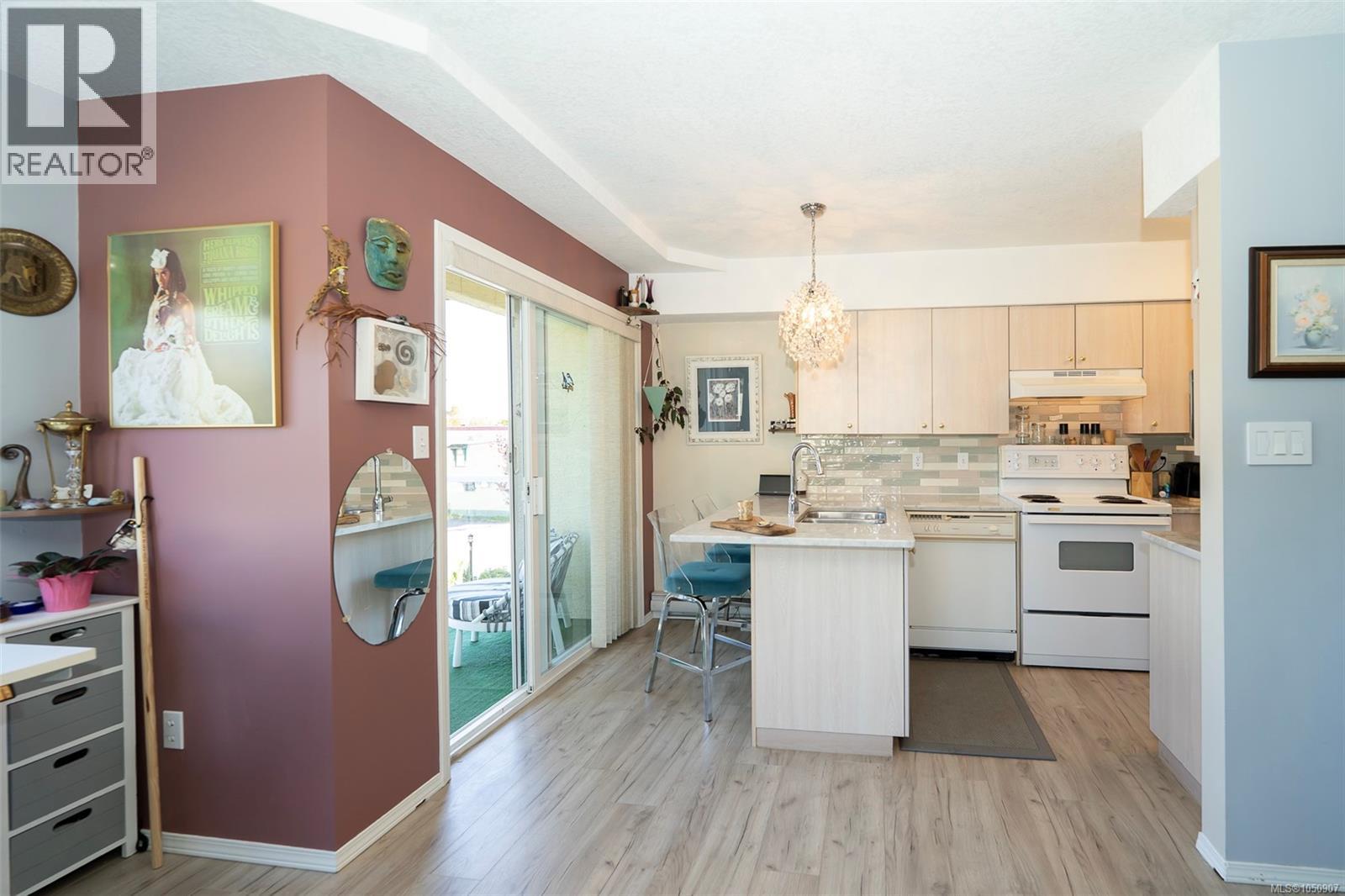 201 9876 Esplanade St