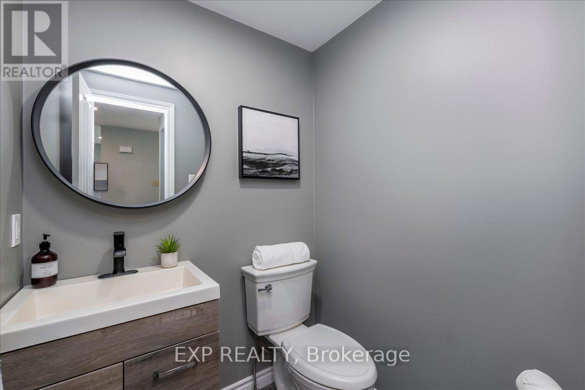 64 Ferguson Drive, Barrie (Northwest), Ontario  L4N 7B5 - Photo 14 - S13842424