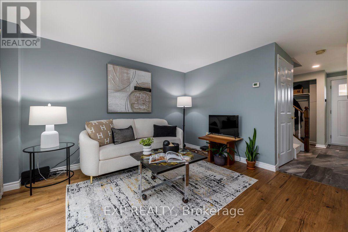 64 Ferguson Drive, Barrie (Northwest), Ontario  L4N 7B5 - Photo 5 - S13842424