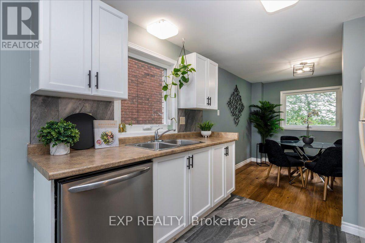 64 Ferguson Drive, Barrie (Northwest), Ontario  L4N 7B5 - Photo 9 - S13842424