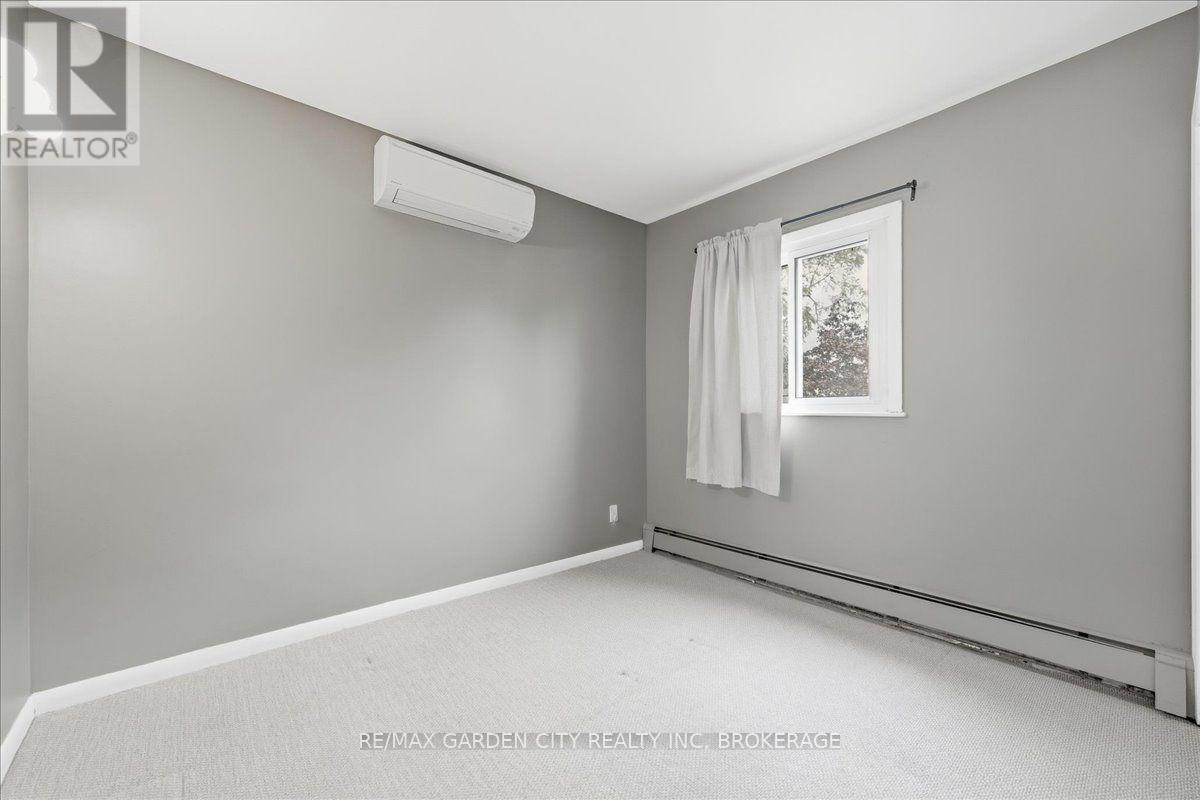14 Forks Road, Welland (Dain City), Ontario  L3B 5K1 - Photo 17 - X13842464