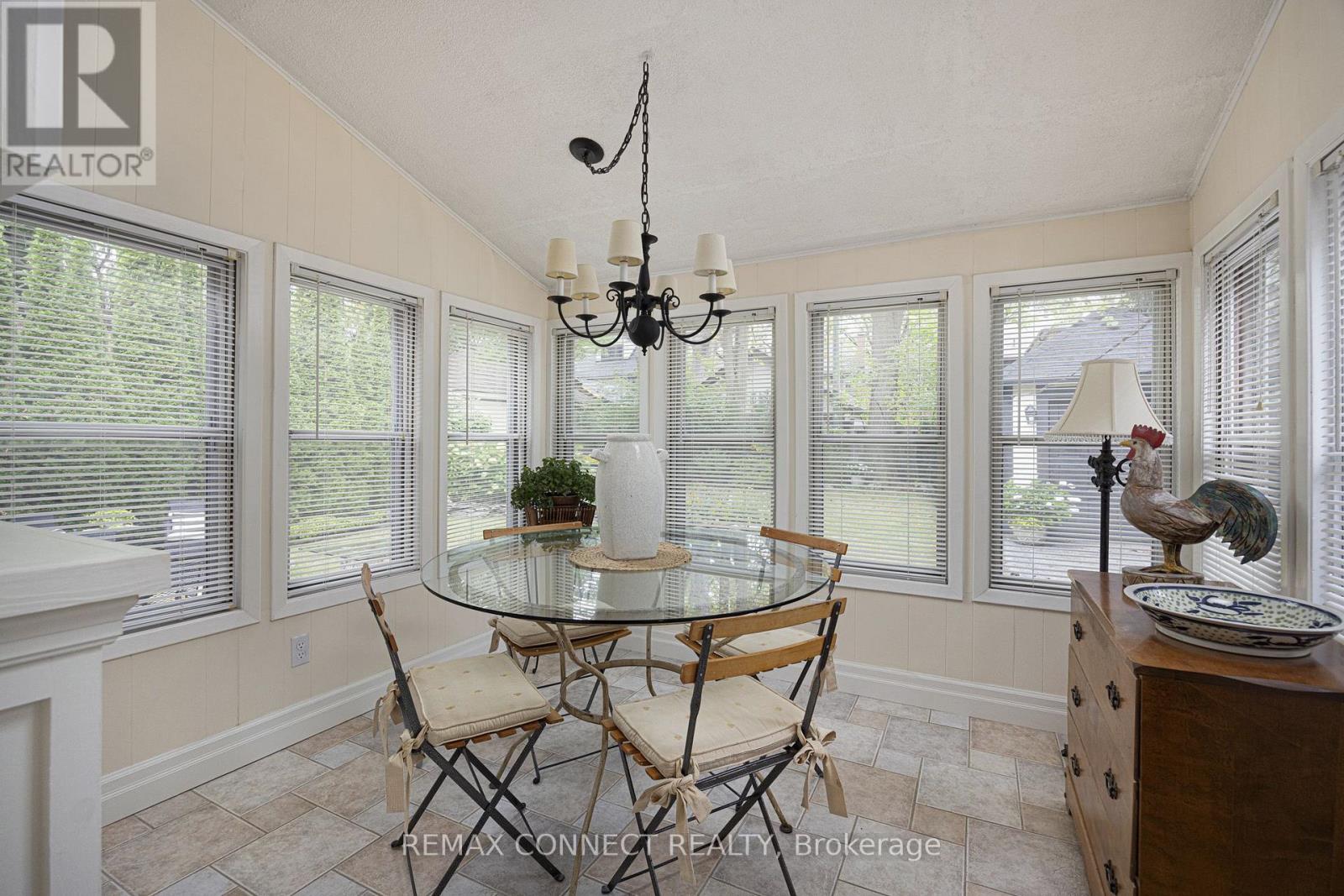 22 Belvedere Boulevard, Toronto, Ontario  M8X 1K1 - Photo 14 - W13842456