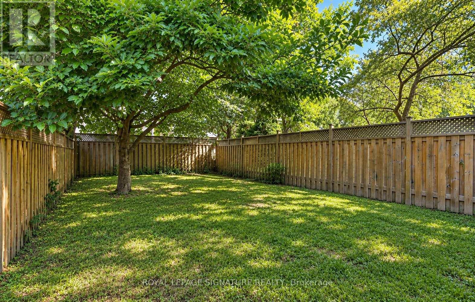 27 Normandy Place, Oakville (Co Central), Ontario  L6K 1R9 - Photo 23 - W13842468