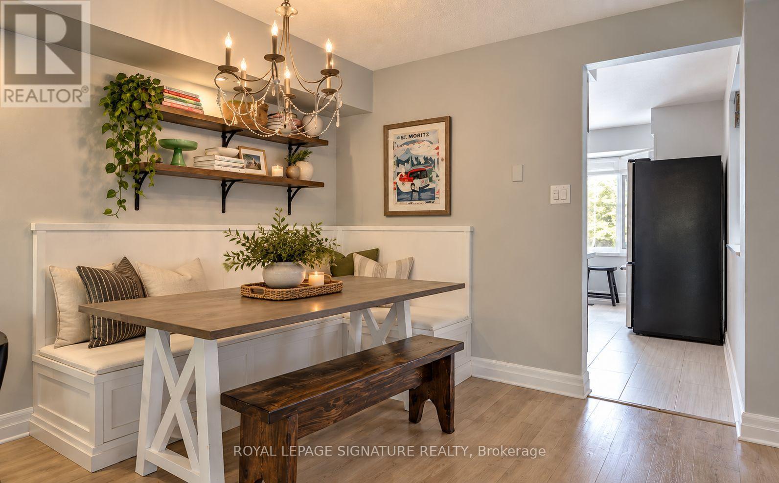 27 Normandy Place, Oakville (Co Central), Ontario  L6K 1R9 - Photo 7 - W13842468