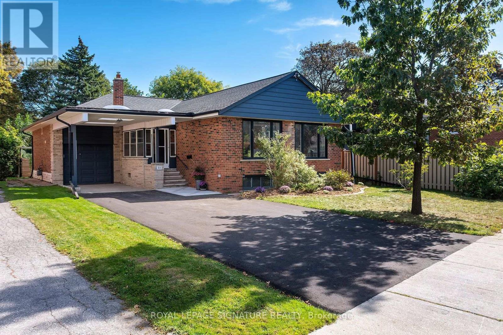 11 KOOS ROAD, toronto (markland wood), Ontario