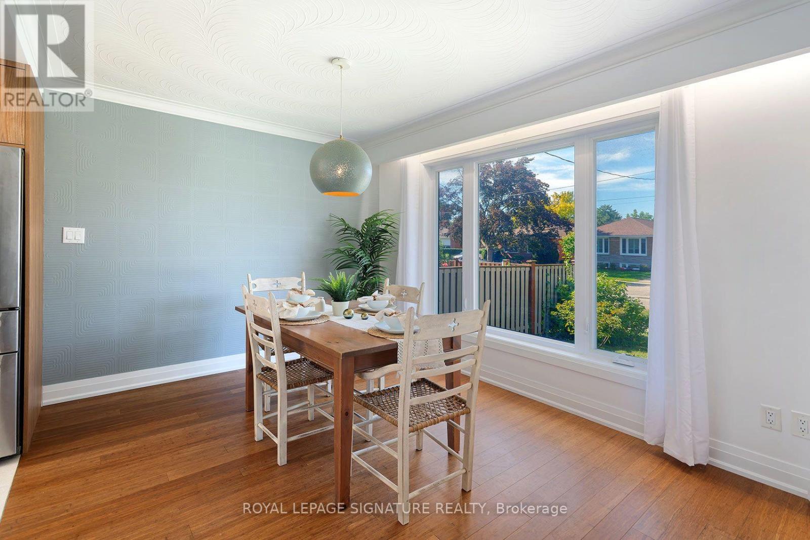 11 Koos Road, Toronto (Markland Wood), Ontario  M9C 1W4 - Photo 11 - W13842472
