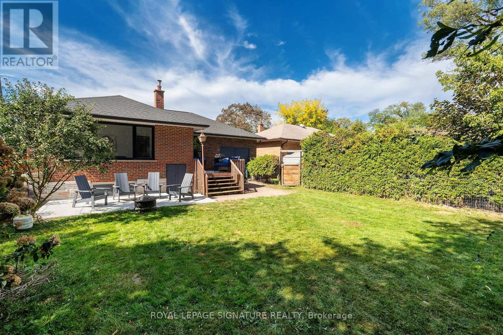 11 Koos Road, Toronto (Markland Wood), Ontario  M9C 1W4 - Photo 42 - W13842472