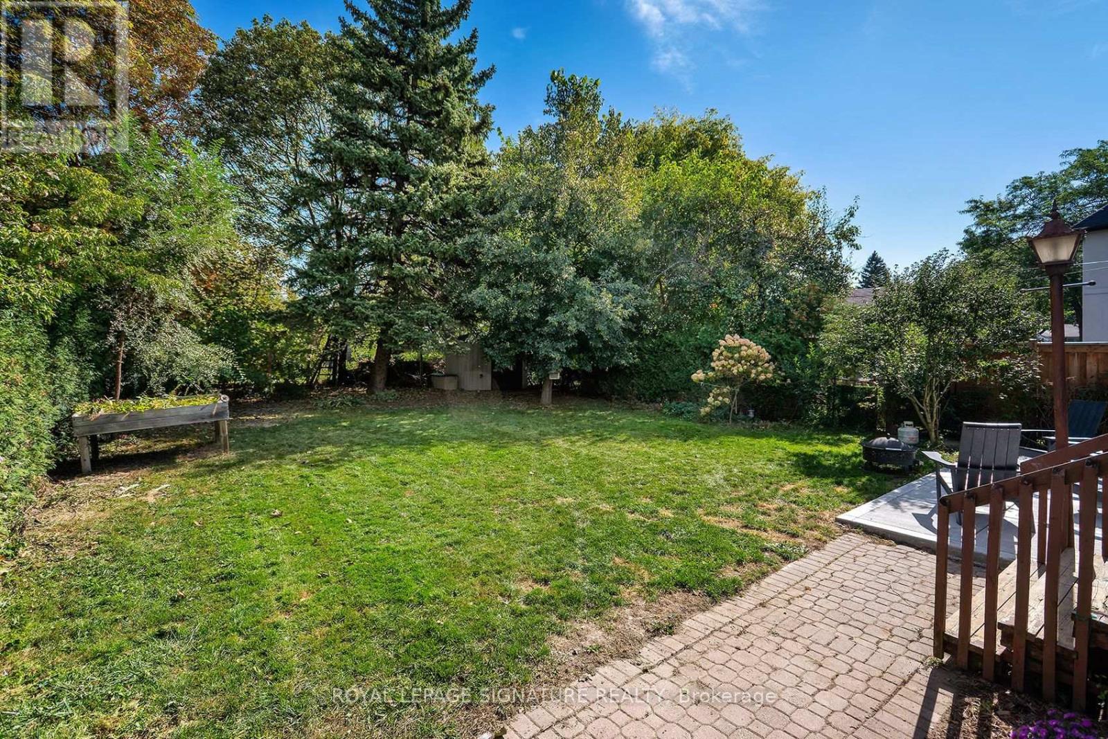 11 Koos Road, Toronto (Markland Wood), Ontario  M9C 1W4 - Photo 45 - W13842472