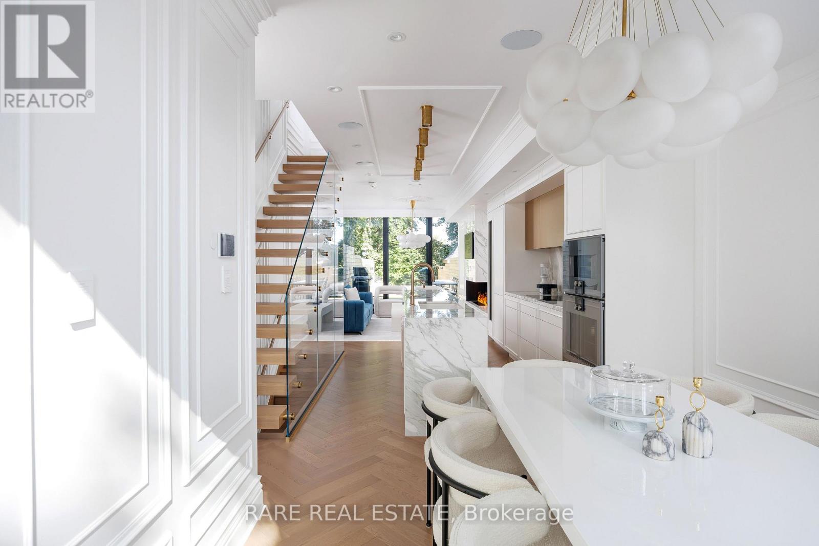 74 Summerhill Gardens, Toronto, Ontario  M4T 1B4 - Photo 12 - C13833736