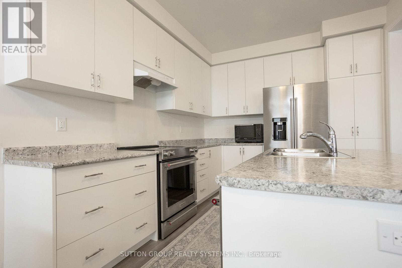 96 Kenesky Drive, Hamilton (Waterdown), Ontario  L8B 1Y4 - Photo 13 - X13842396