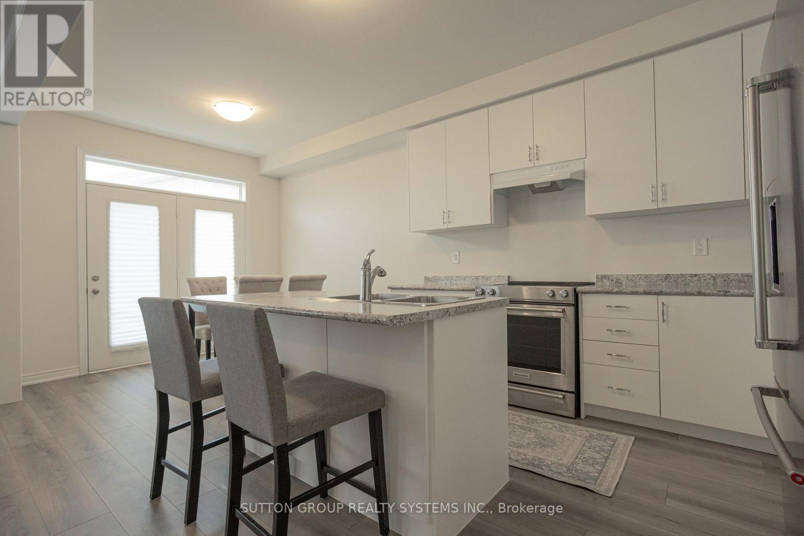 96 Kenesky Drive, Hamilton (Waterdown), Ontario  L8B 1Y4 - Photo 14 - X13842396