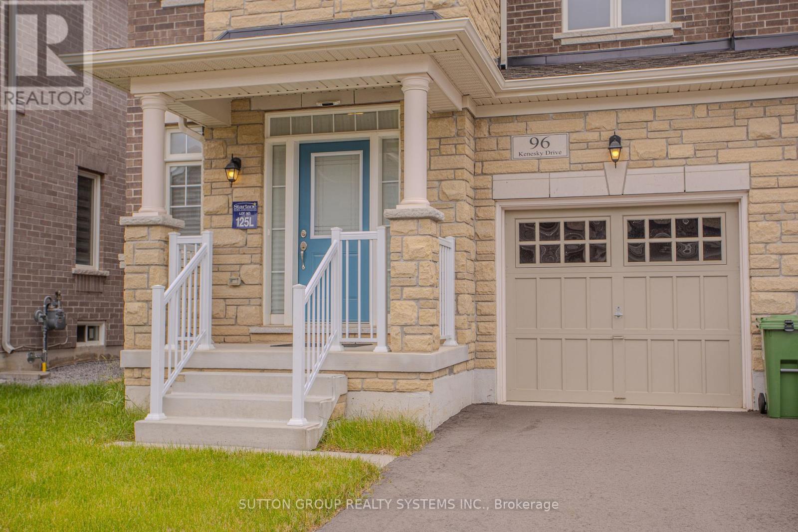 96 Kenesky Drive, Hamilton (Waterdown), Ontario  L8B 1Y4 - Photo 2 - X13842396