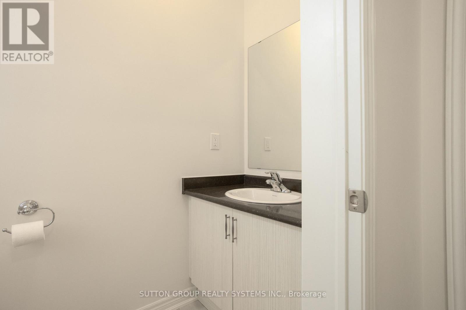 96 Kenesky Drive, Hamilton (Waterdown), Ontario  L8B 1Y4 - Photo 5 - X13842396