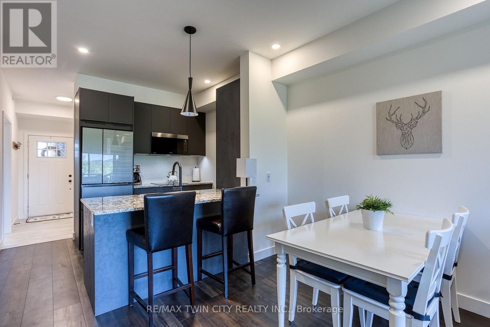 206 - 12 Beausoleil Lane, Blue Mountains, Ontario  L9Y 2X5 - Photo 6 - X13842446