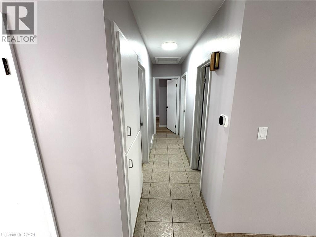 23 Elkington Drive Unit# Upper Unit, Kitchener, Ontario  N2B 1S1 - Photo 12 - 40867652