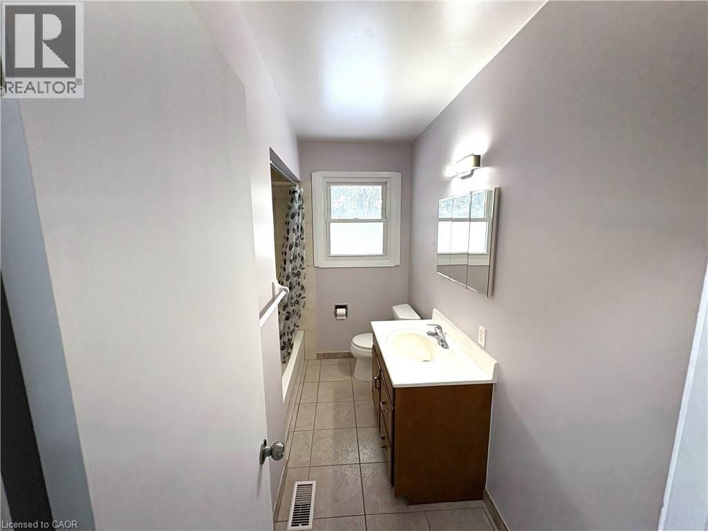 23 Elkington Drive Unit# Upper Unit, Kitchener, Ontario  N2B 1S1 - Photo 16 - 40867652