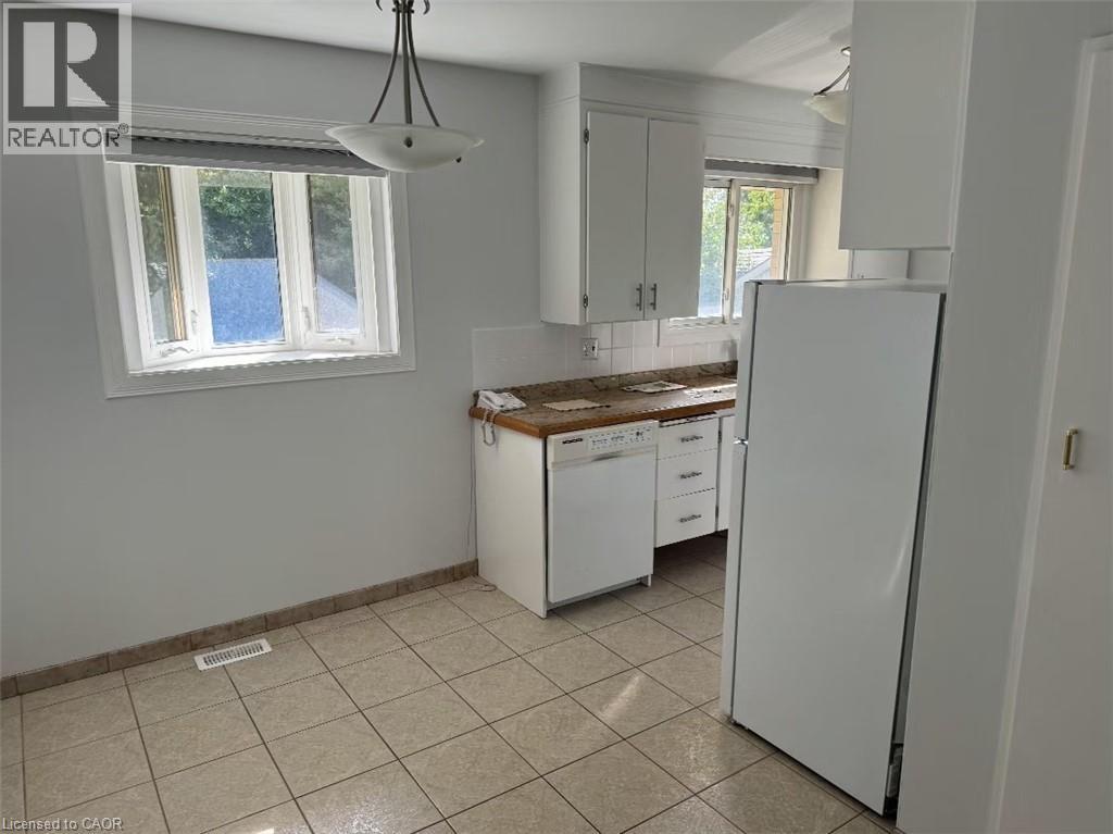 23 Elkington Drive Unit# Upper Unit, Kitchener, Ontario  N2B 1S1 - Photo 5 - 40867652