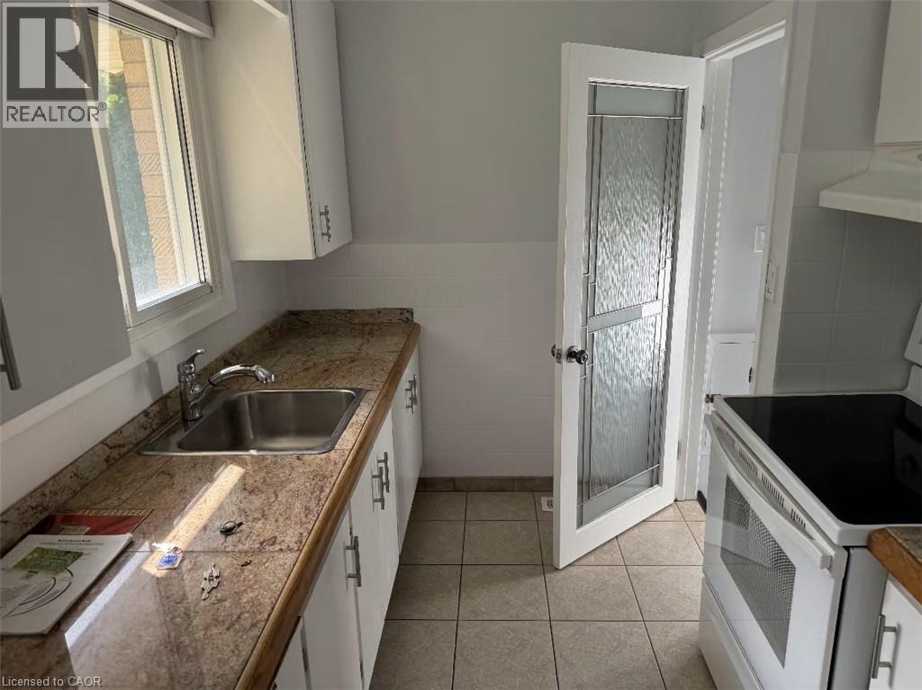 23 Elkington Drive Unit# Upper Unit, Kitchener, Ontario  N2B 1S1 - Photo 7 - 40867652