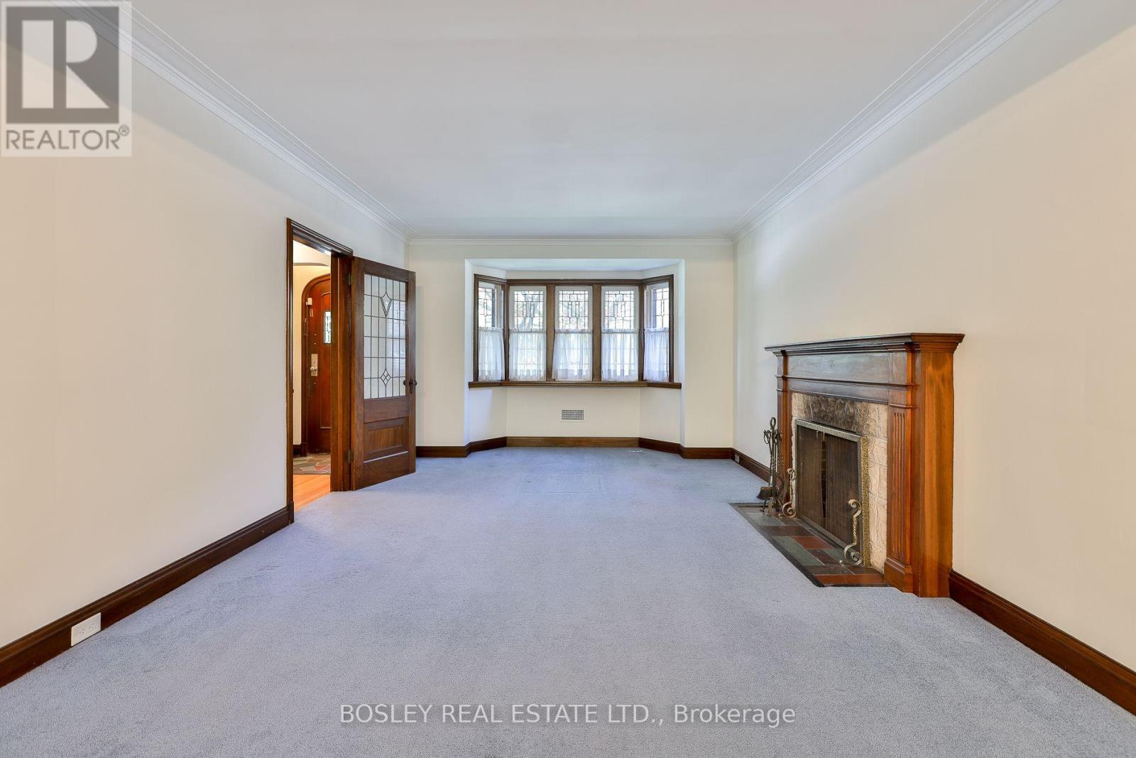 61 Hanna Road, Toronto, Ontario  M4G 3M8 - Photo 8 - C13838276