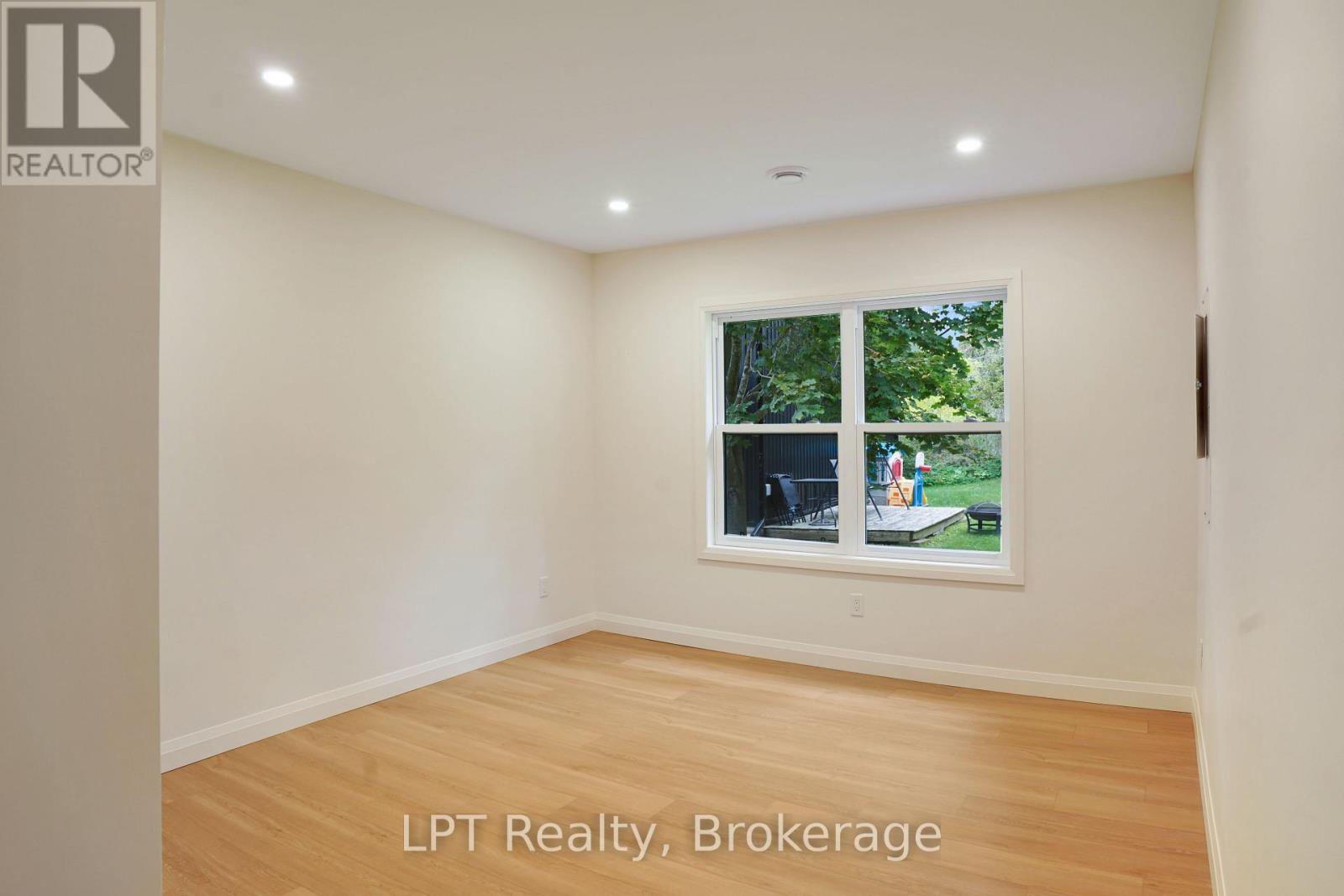 665 Watson Street, South Bruce Peninsula, Ontario  N0H 2T0 - Photo 22 - X13641590