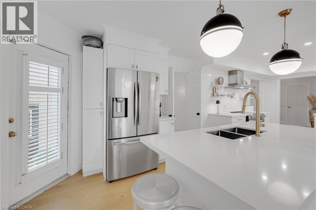 3270 Shelburne Place, Oakville, Ontario  L6L 5V9 - Photo 12 - 40865765