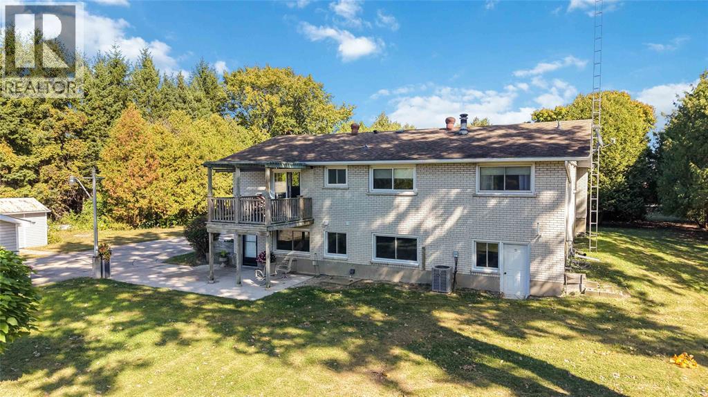 6505 MANDAUMIN ROAD Sarnia Ontario Canada N0N1C0 5