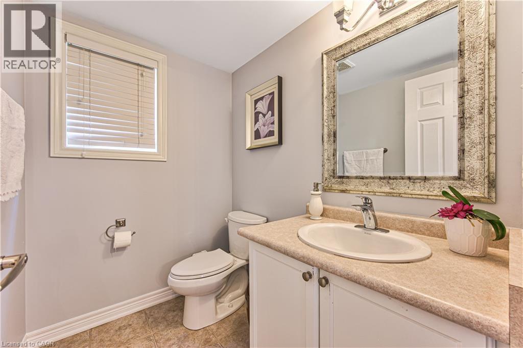 270 Springvalley Crescent, Hamilton, Ontario  L9C 0B4 - Photo 21 - 40865842