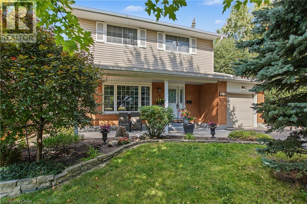 111 MACGREGOR Crescent, Waterloo, Ontario