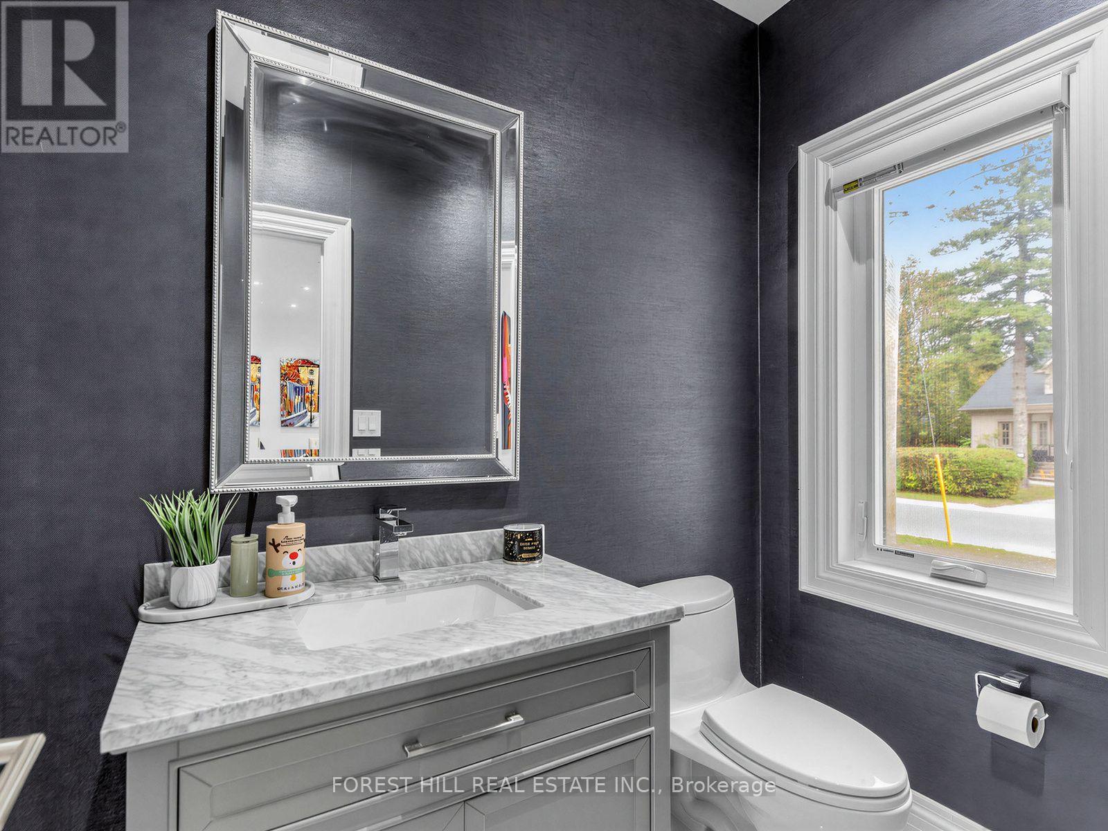 6 Romney Road, Toronto, Ontario  M3H 1H2 - Photo 10 - C13842590