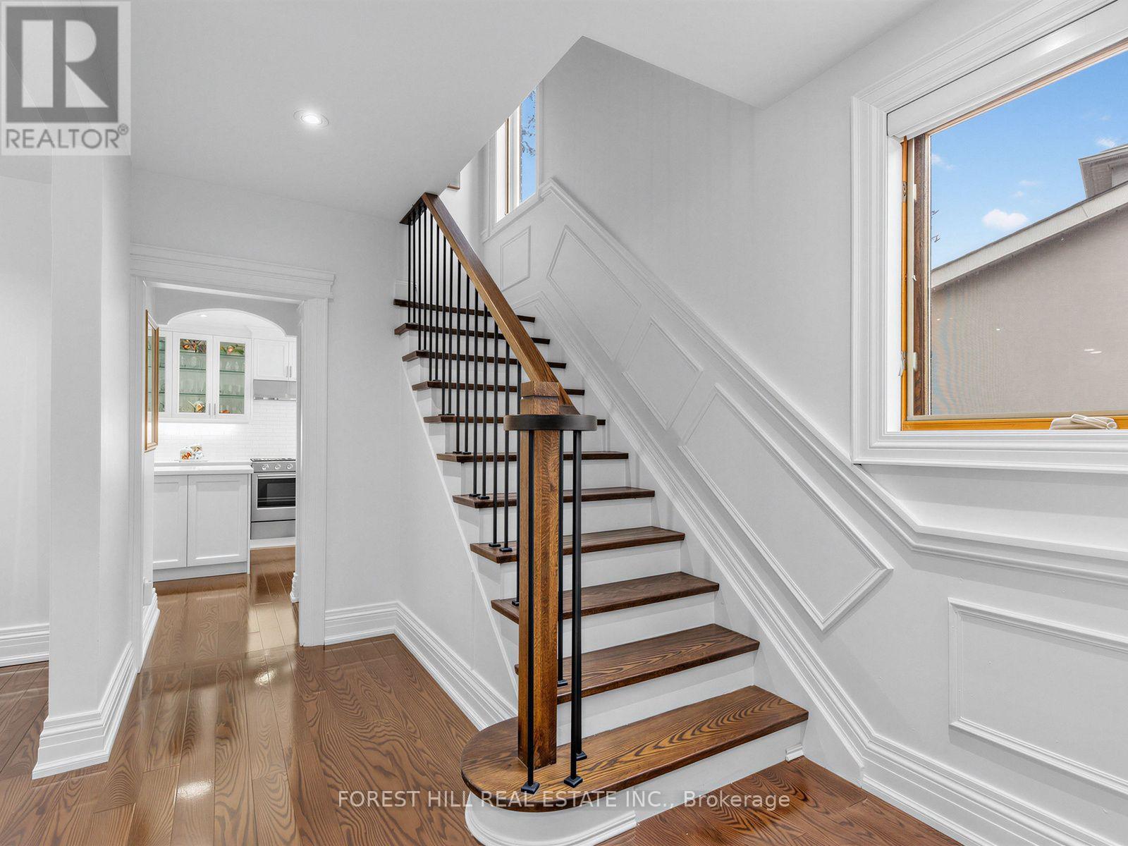 6 Romney Road, Toronto, Ontario  M3H 1H2 - Photo 11 - C13842590