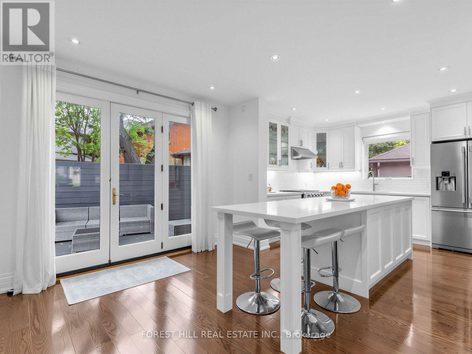 6 Romney Road, Toronto, Ontario  M3H 1H2 - Photo 9 - C13842590
