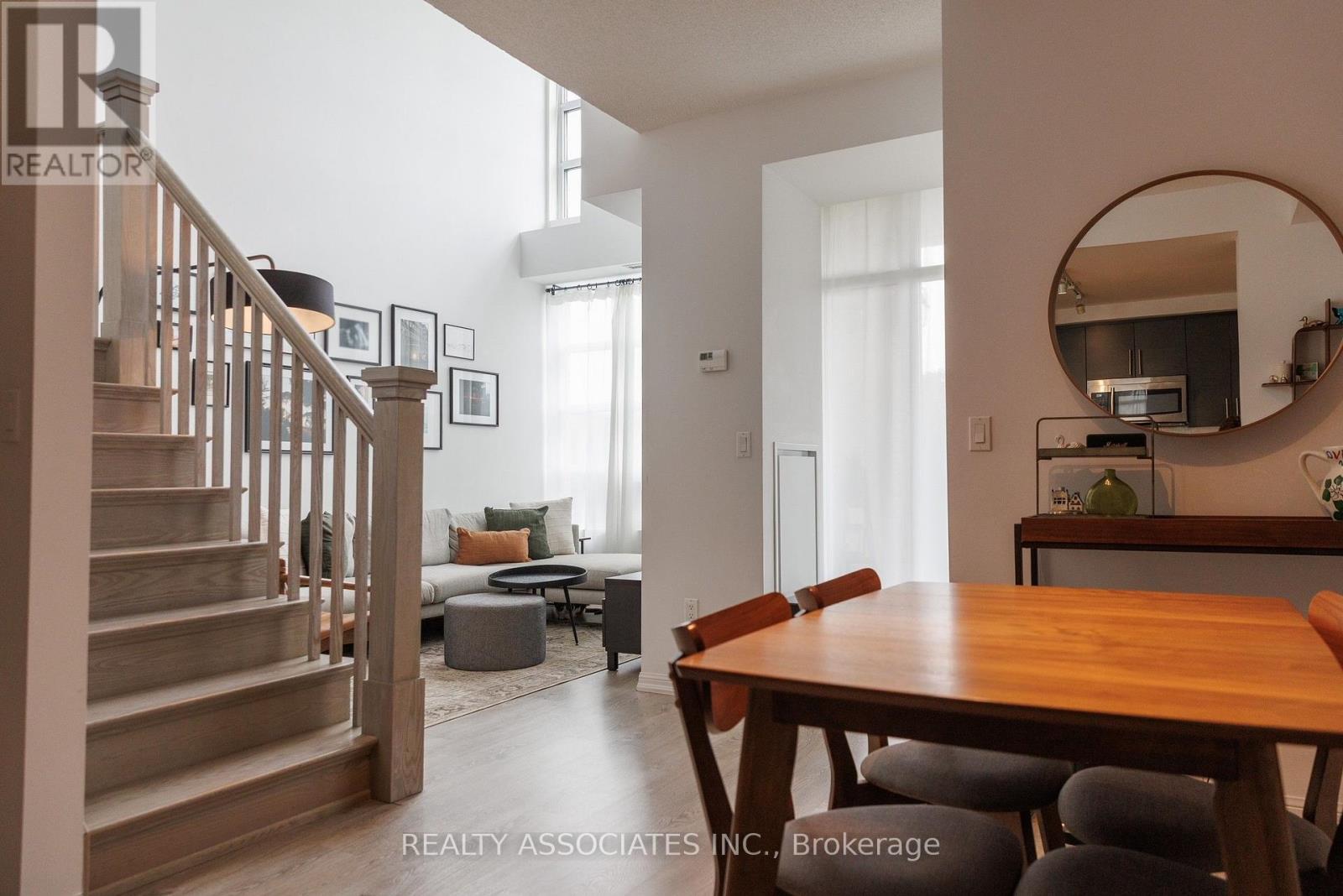 Th9 - 6 Pirandello Street, Toronto, Ontario  M6K 0B1 - Photo 5 - C13842600
