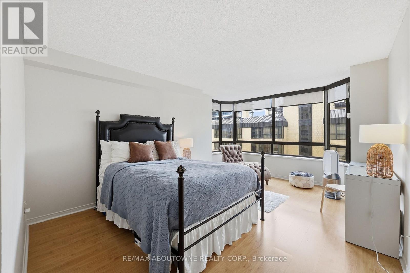 1003 - 280 Simcoe Street, Toronto (Kensington-Chinatown), Ontario  M5T 2Y5 - Photo 18 - C13842640