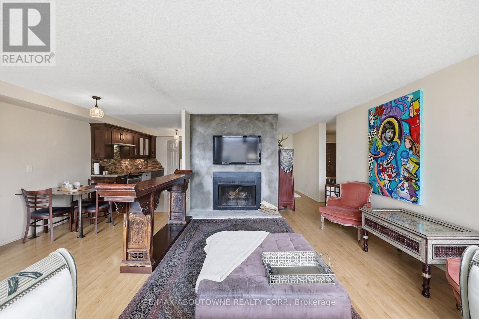 1003 - 280 Simcoe Street, Toronto (Kensington-Chinatown), Ontario  M5T 2Y5 - Photo 8 - C13842640