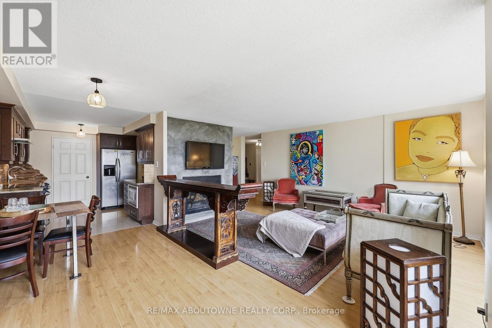 1003 - 280 Simcoe Street, Toronto (Kensington-Chinatown), Ontario  M5T 2Y5 - Photo 9 - C13842640
