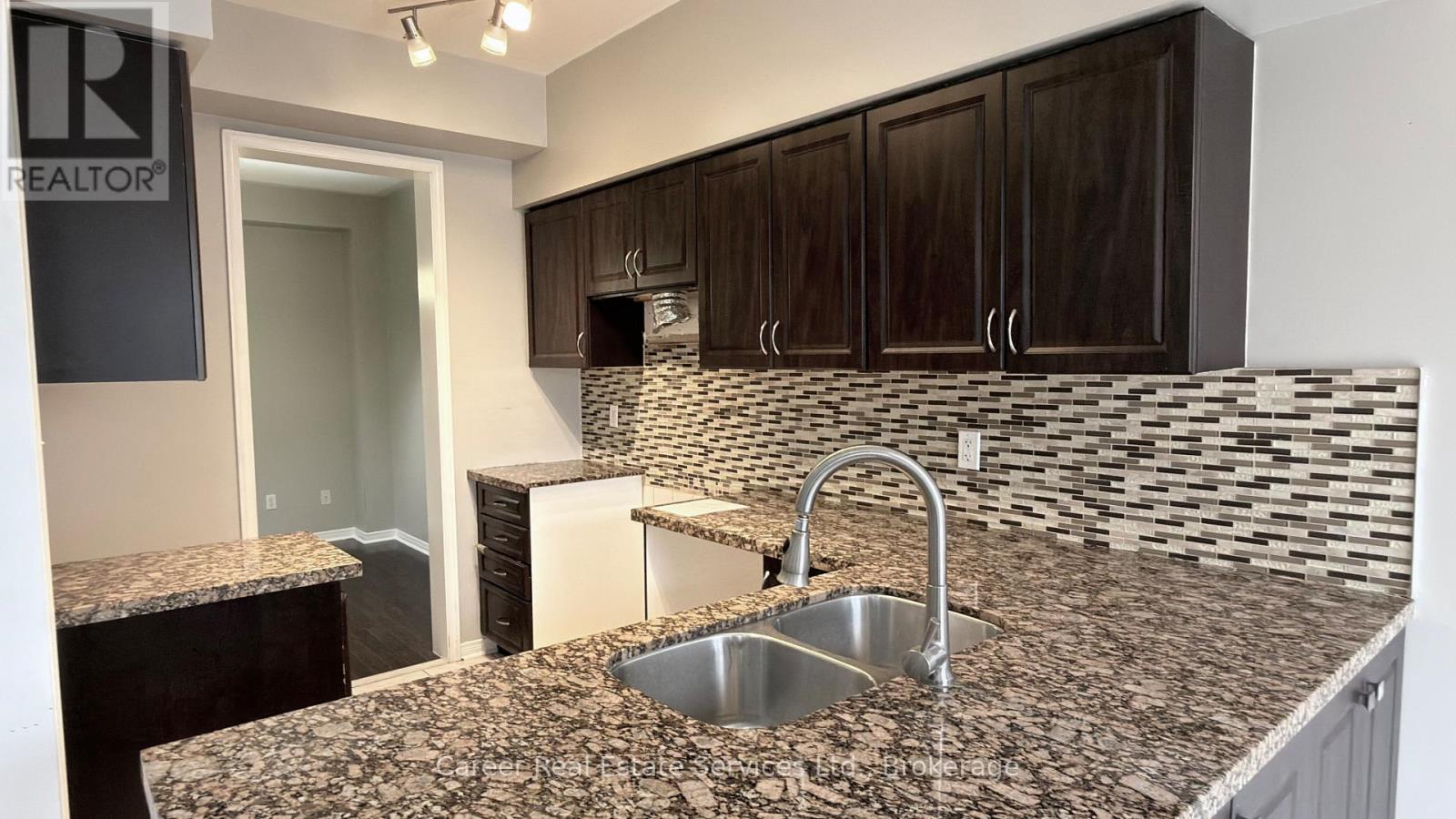 123 Silverwood Circle, Ajax, Ontario  L1Z 0A4 - Photo 10 - E13842642